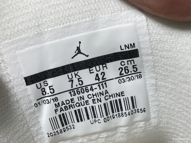 Kick Theory Jordan Air 136064-111 Triple 3 White Retro 0802